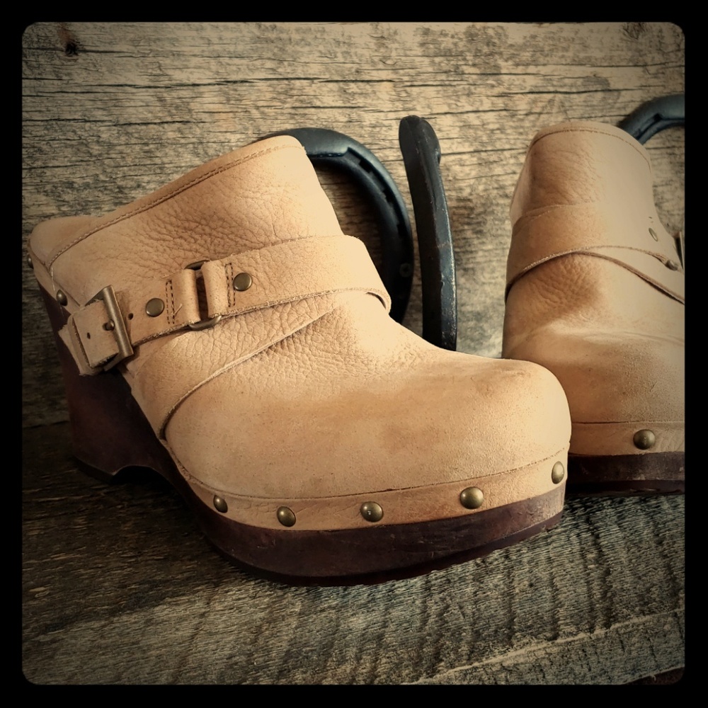 Ugg Natalie Clog Mules